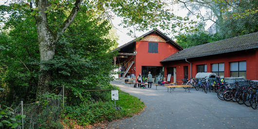 Mit seinen Anlässen will das Pro Natura Zentrum Eichholz ein breites Publikum für die Natur begeistern. Foto: M. Sorg